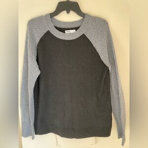 Sonoma Black and Gray light weight Sweater